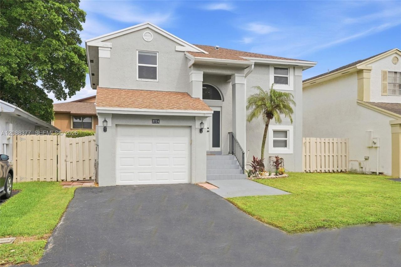 3724 NW 107th Ter, Sunrise, FL 33351 Photo