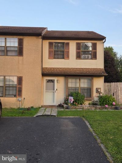 111 CYPRESS DRIVE , QUAKERTOWN, PA 18951