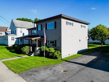61 W Main St , Mohawk, NY 13407