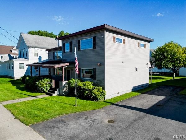 61 W Main St , Mohawk, NY 13407