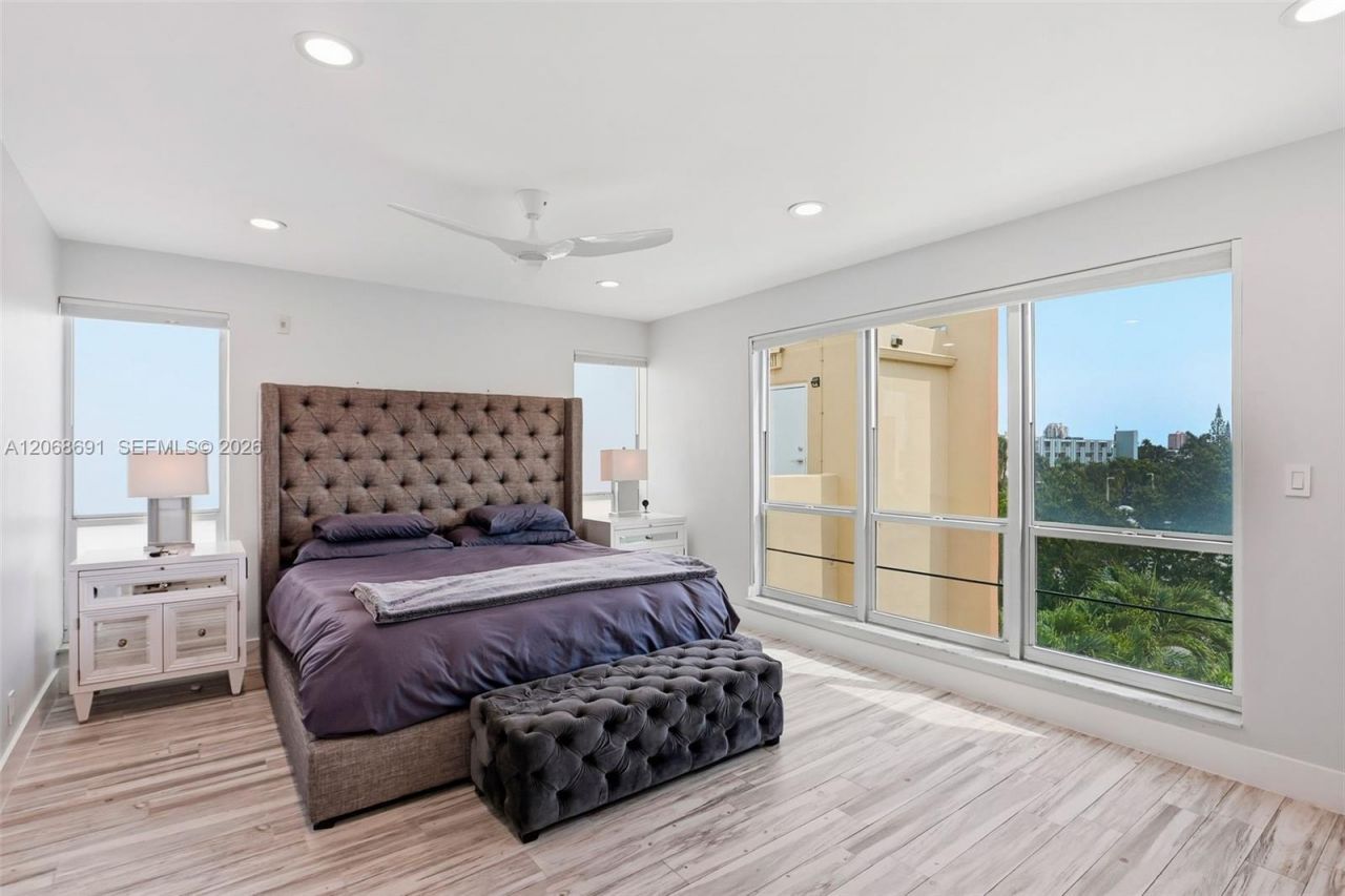 1700 SE 15th St, Unit 401, Fort Lauderdale, FL 33316 Photo