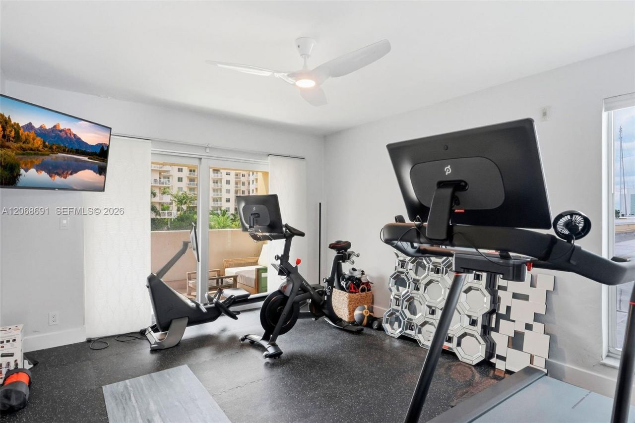 1700 SE 15th St, Unit 401, Fort Lauderdale, FL 33316 Photo