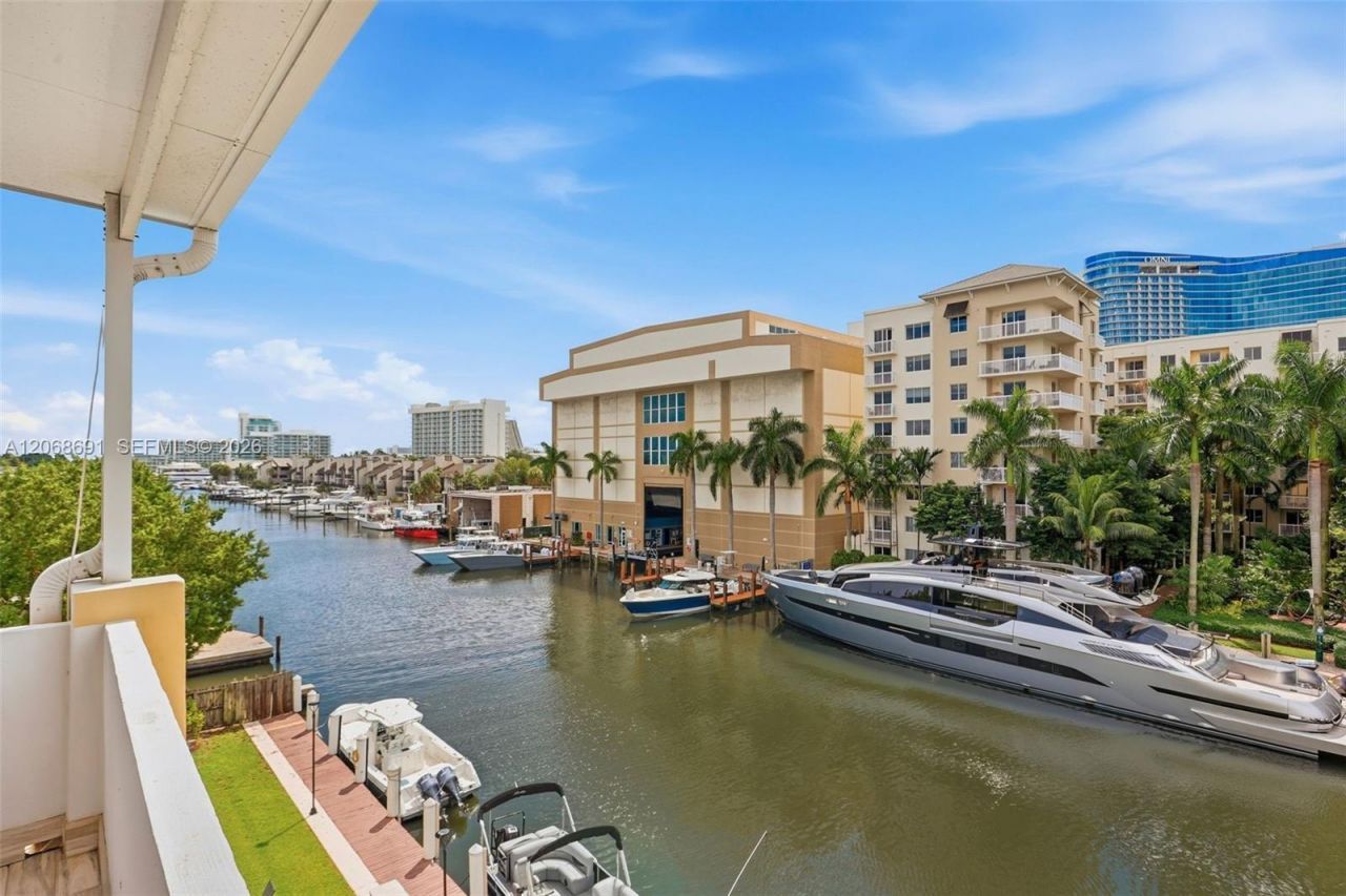 1700 SE 15th St, Unit 401, Fort Lauderdale, FL 33316 Photo