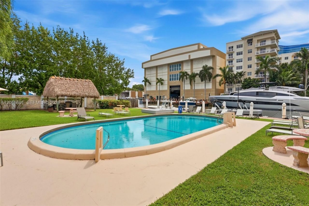 1700 SE 15th St, Unit 401, Fort Lauderdale, FL 33316 Photo