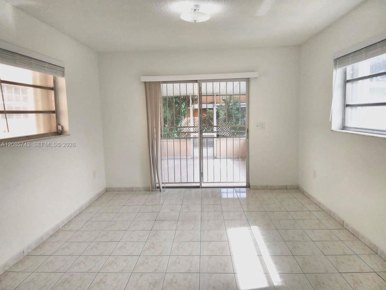 3304 SW 23rd St, Miami, FL 33145 Photo