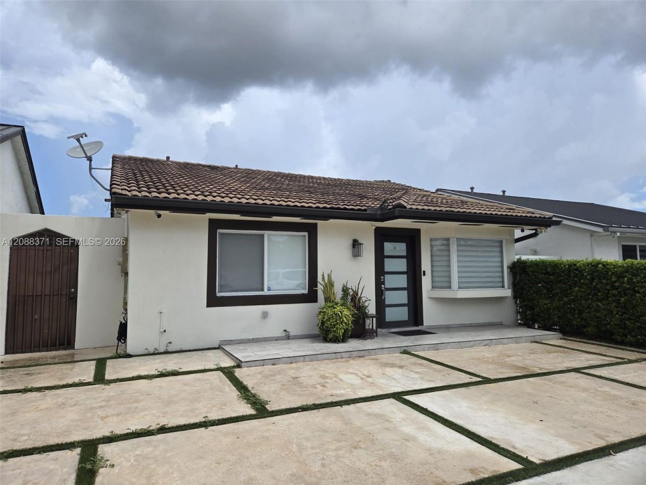 9085 NW 117th St, Hialeah Gardens, FL 33018 Photo