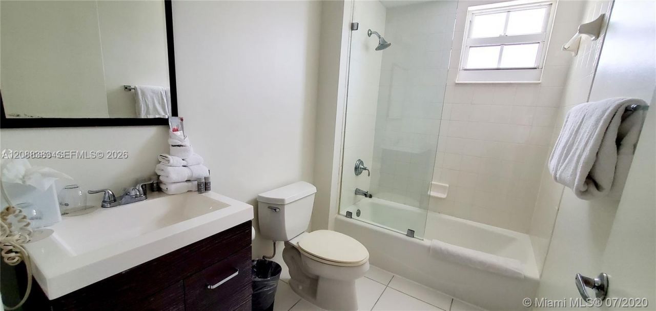 185 SE 14th Ter, Unit 1203, Miami, FL 33131 Photo
