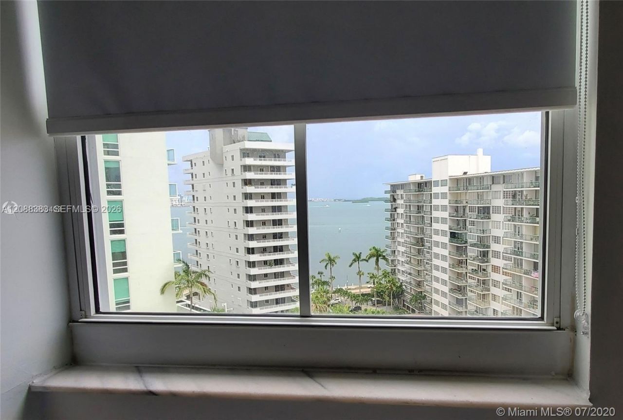 185 SE 14th Ter, Unit 1203, Miami, FL 33131 Photo