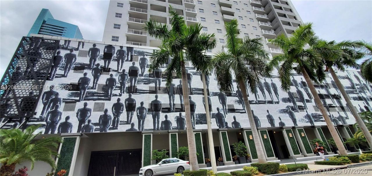 185 SE 14th Ter, Unit 1203, Miami, FL 33131 Photo