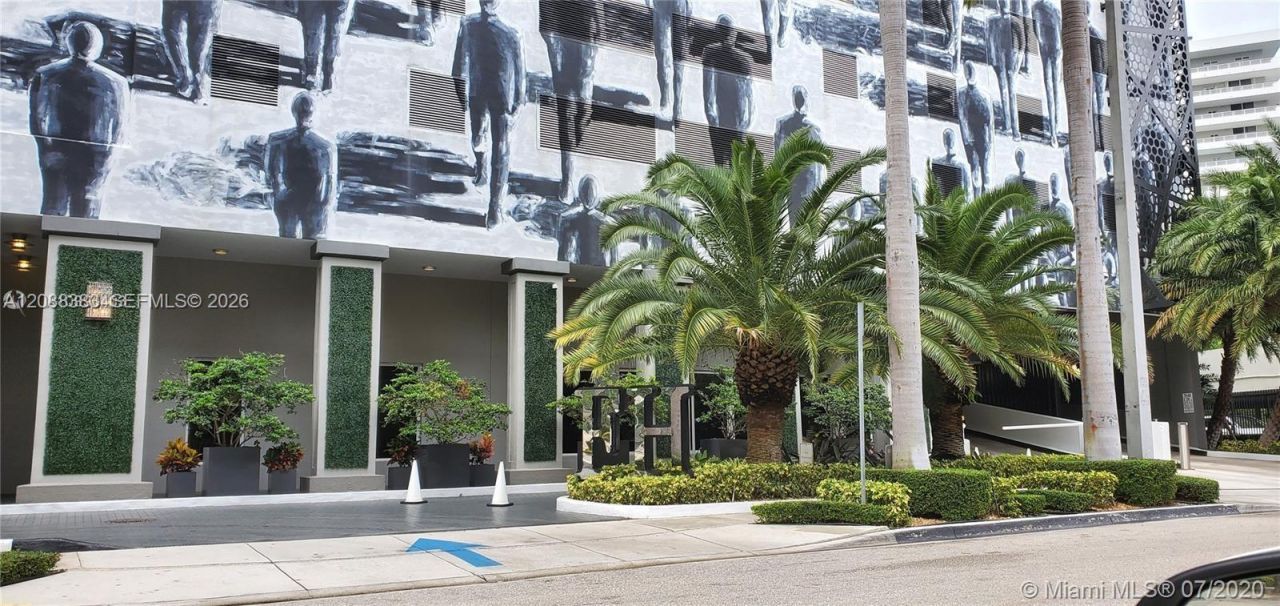 185 SE 14th Ter, Unit 1203, Miami, FL 33131 Photo