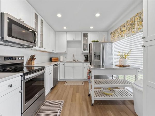 197 Harrison RD, Unit 2, NAPLES, FL 34112