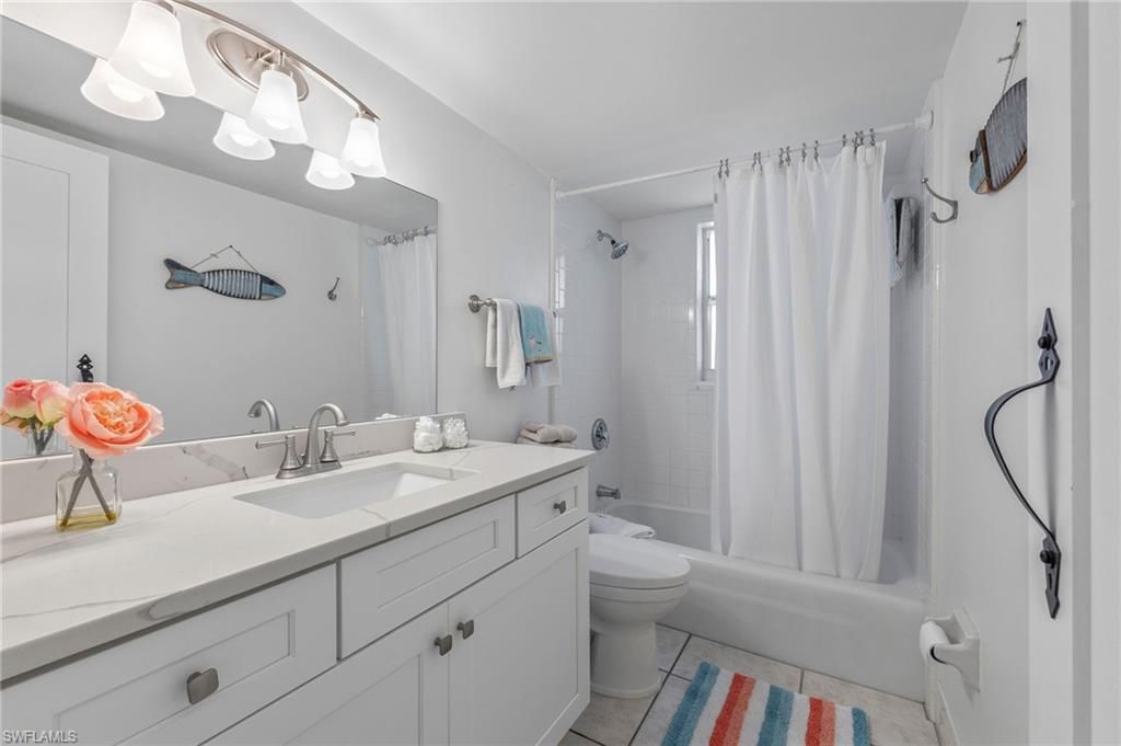 197 Harrison Rd, Unit 2, Naples, FL 34112 Photo