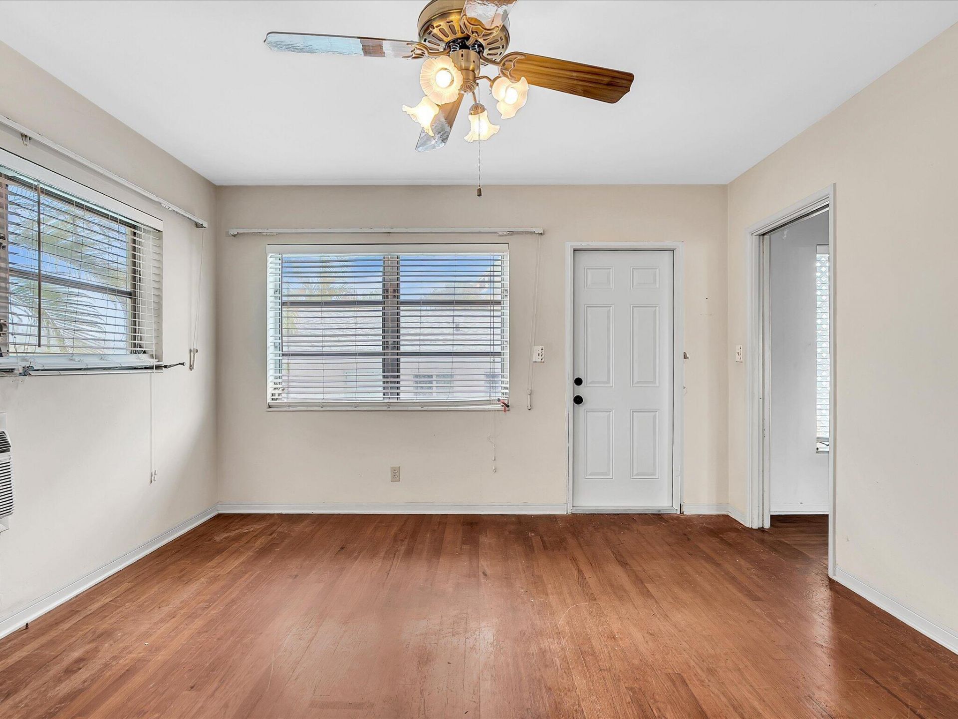 702 S Riverside Drive, Pompano Beach, FL 33062 Photo