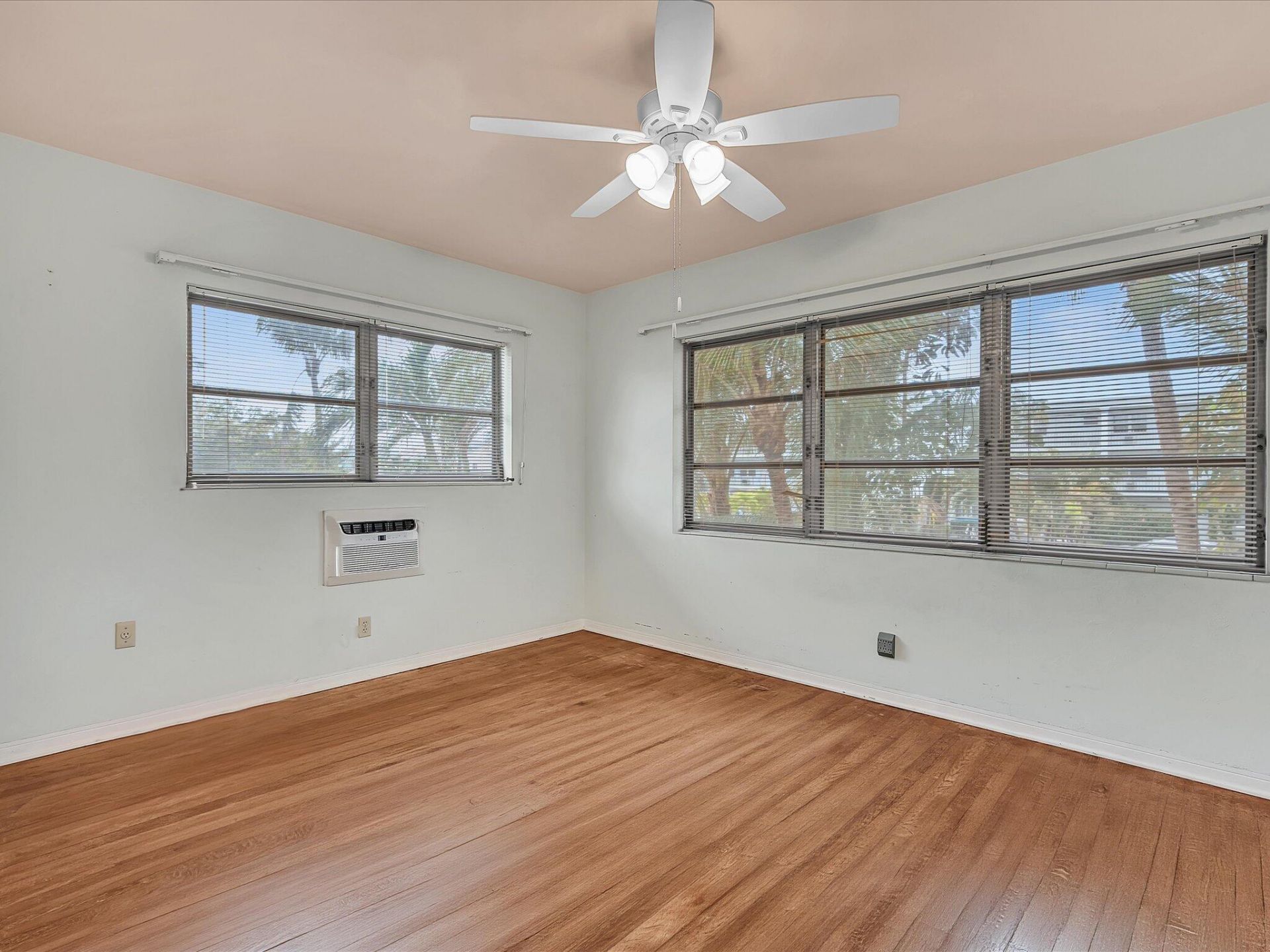 702 S Riverside Drive, Pompano Beach, FL 33062 Photo