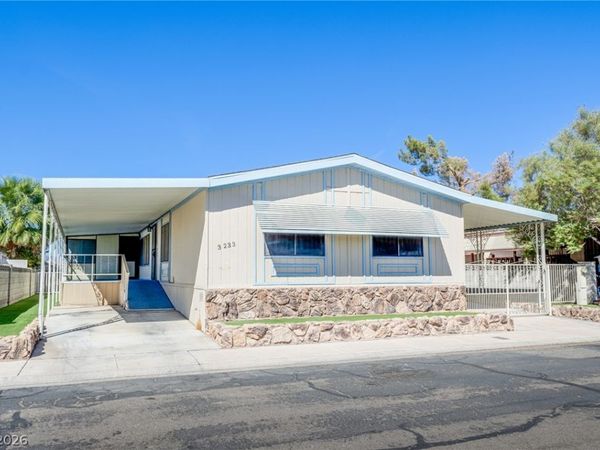 3233 Tularosa Lane, Las Vegas, NV 89122