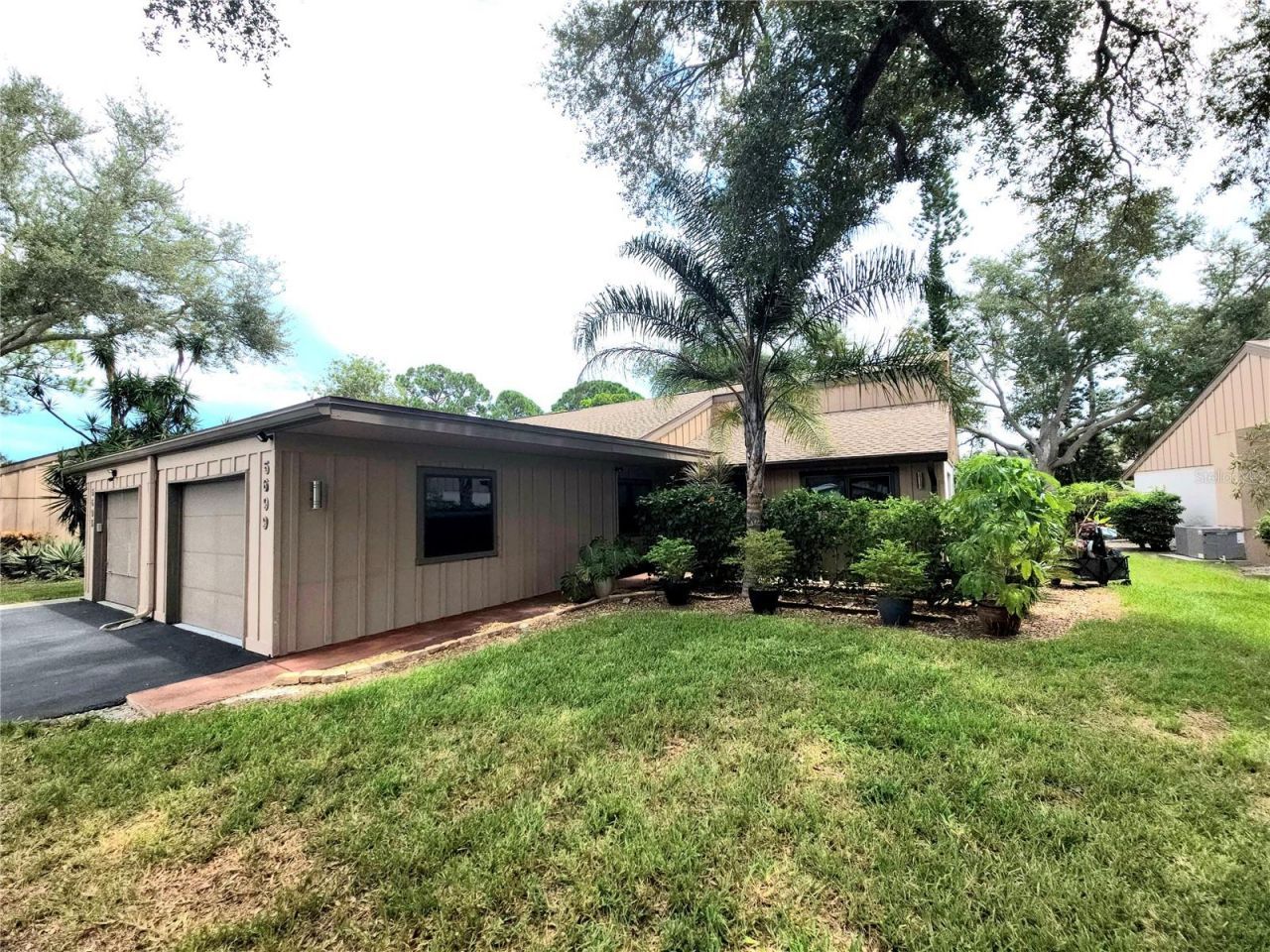 5699 Westwind Ln, Sarasota, FL 34231 Photo