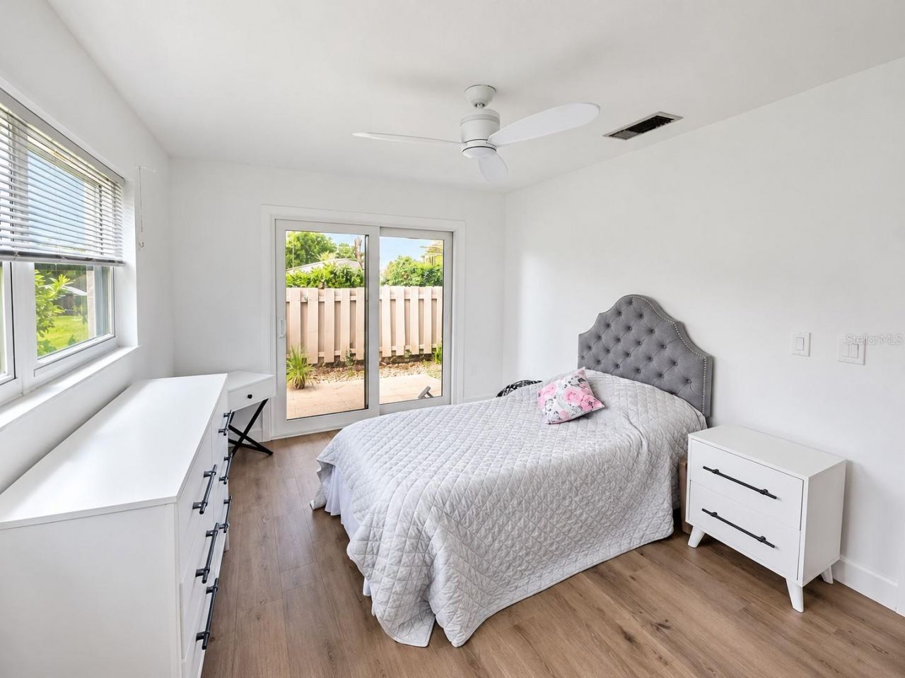 5699 Westwind Ln, Sarasota, FL 34231 Photo