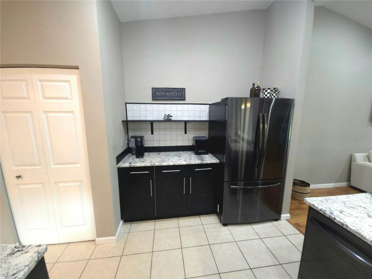 5699 Westwind Ln, Sarasota, FL 34231 Photo
