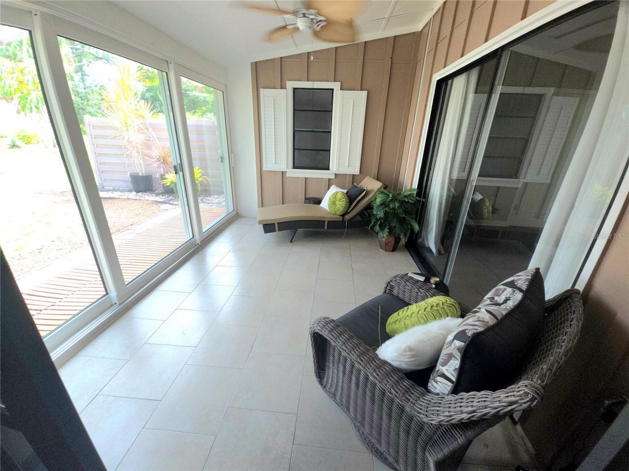 5699 Westwind Ln, Sarasota, FL 34231 Photo