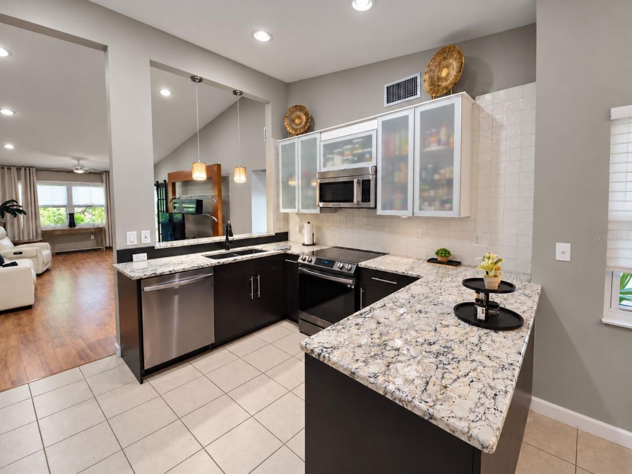 5699 Westwind Ln, Sarasota, FL 34231 Photo