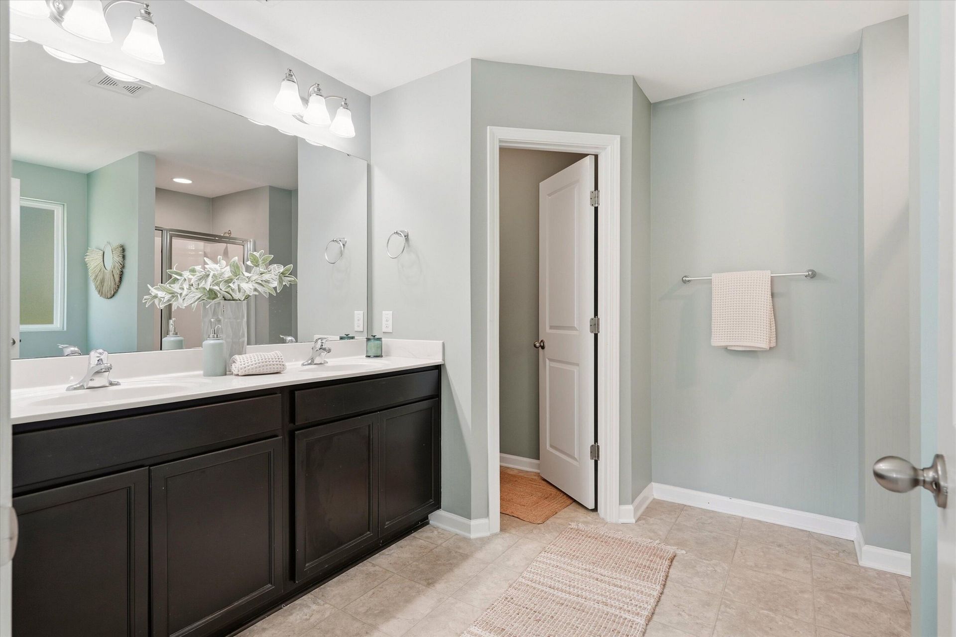 334 Bay Village Lane Photo 23
