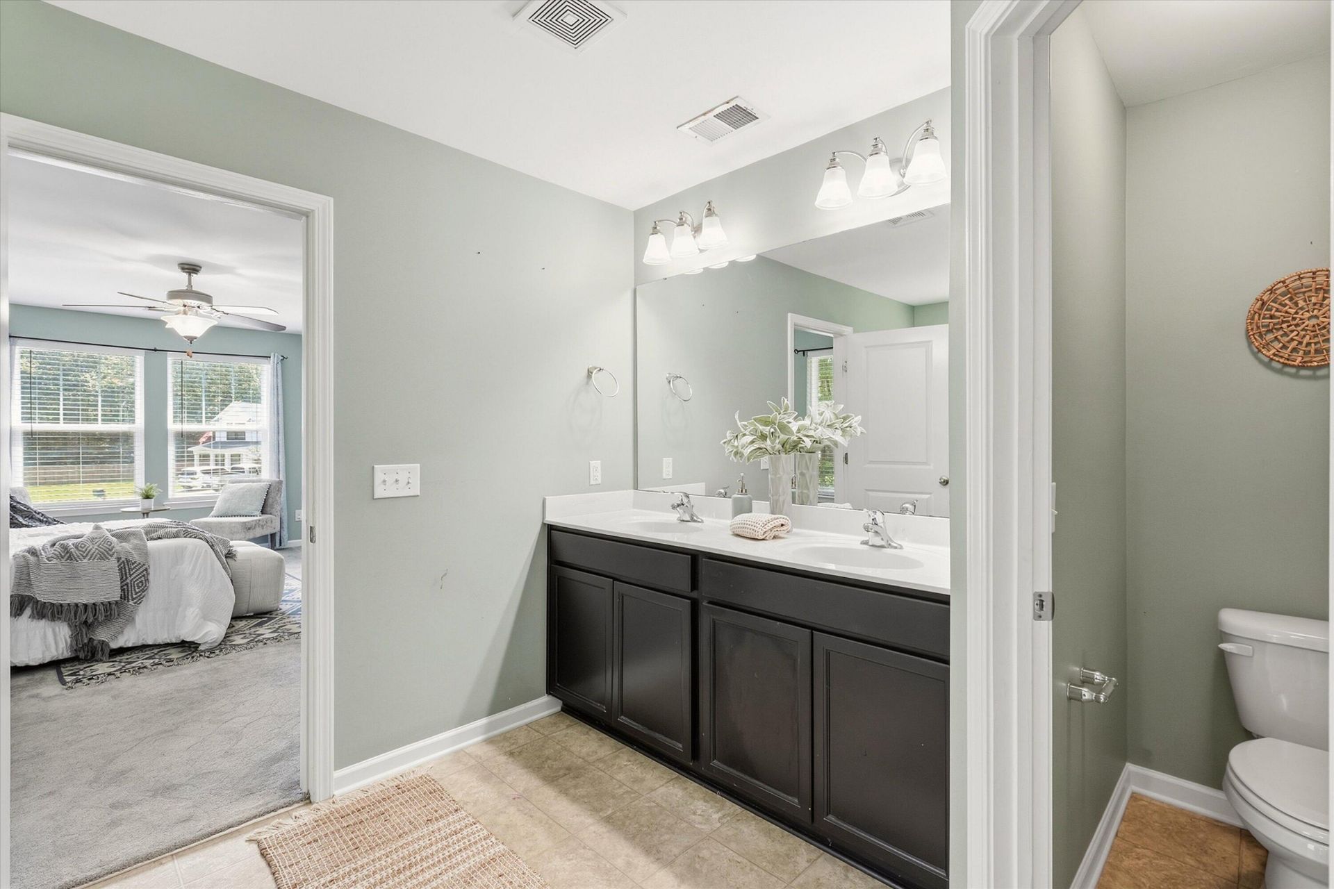 334 Bay Village Lane Photo 24