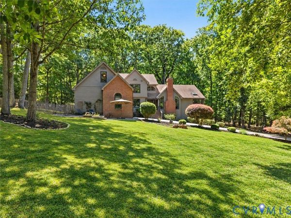 3201 Saint Stephens Way , Midlothian, VA 23113