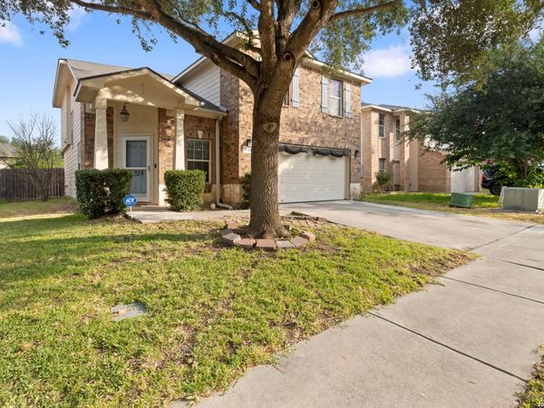 324 Wagon Wheel Way, Cibolo, TX 78108