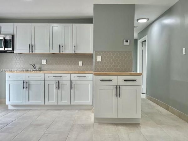 1436 NW 24th Ter, Fort Lauderdale, FL 33311
