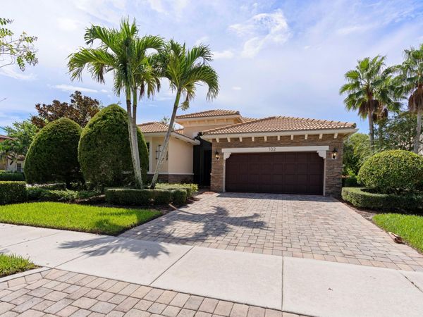 102 Crab Cay Way, Jupiter, FL 33458