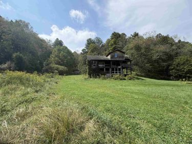 1742 Rush Run Road, Burton, WV 26562