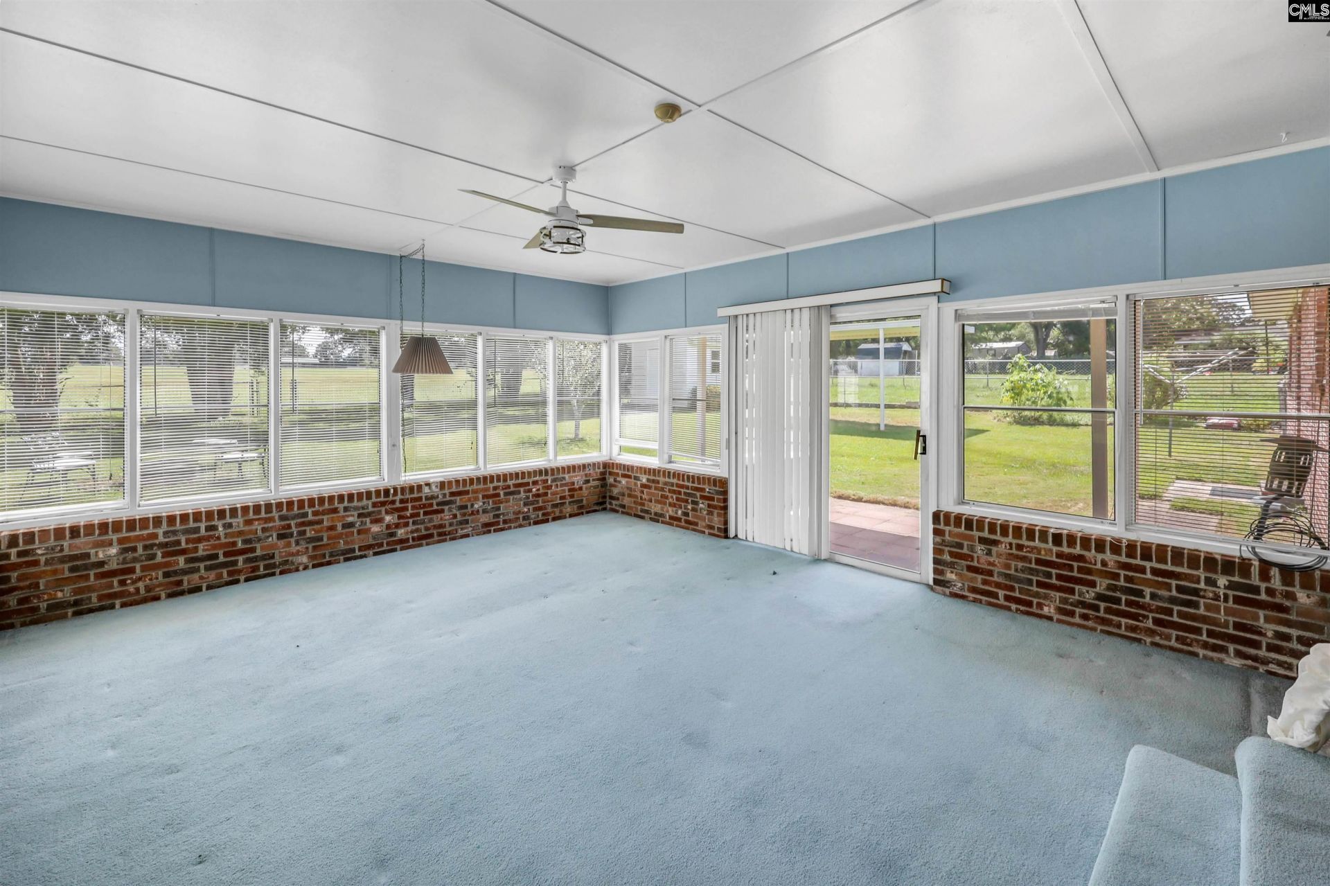 1900 Dominion Drive  Photo 11