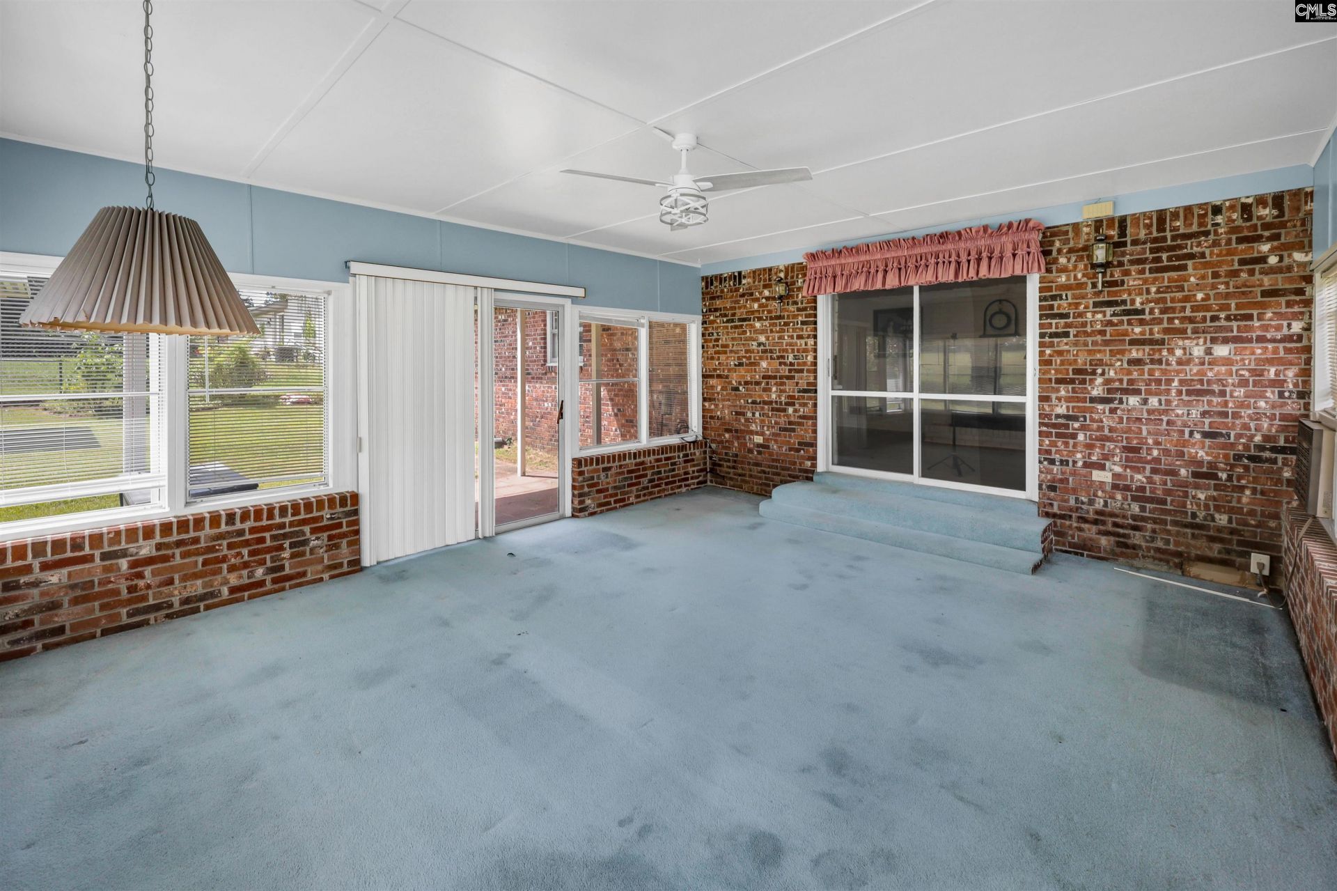 1900 Dominion Drive  Photo 14