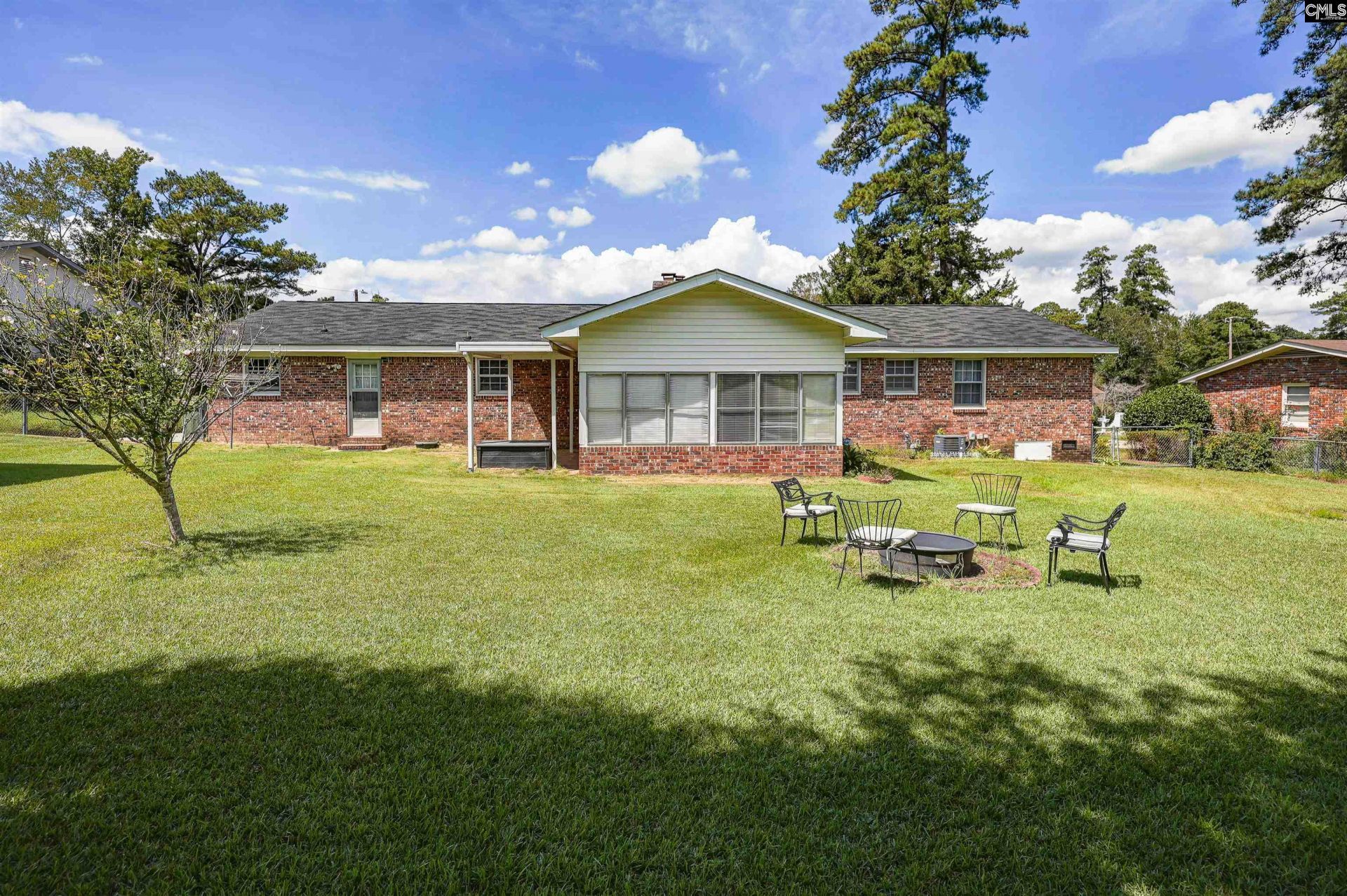 1900 Dominion Drive  Photo 8