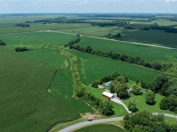 XXX Elevator Road , Walshville, IL 62091