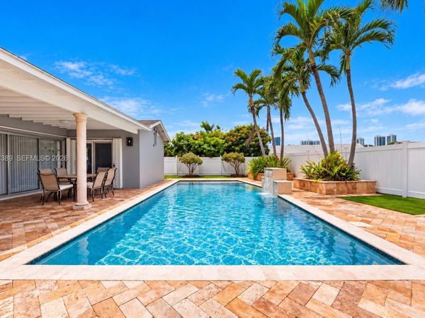 9341 SW 16th Rd W , Boca Raton, FL 33428