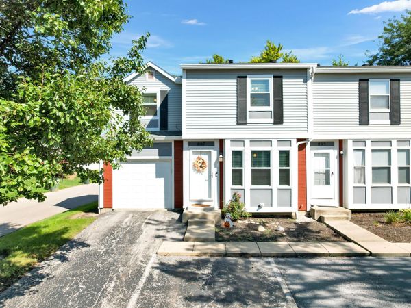867 Pineway Drive, Columbus, OH 43085