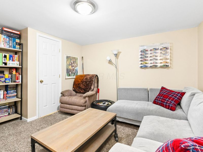 867 Pineway Drive, Columbus, OH 43085 Photo 33