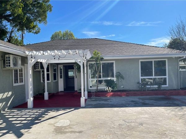 18724 Chase, Northridge, CA 91324