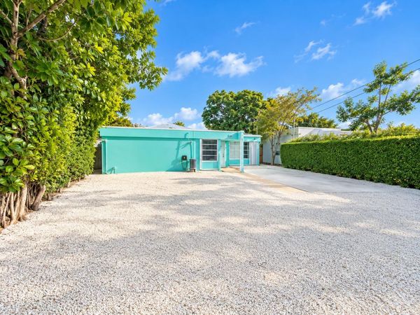 23 Snapper Avenue, KEY LARGO, FL 33037