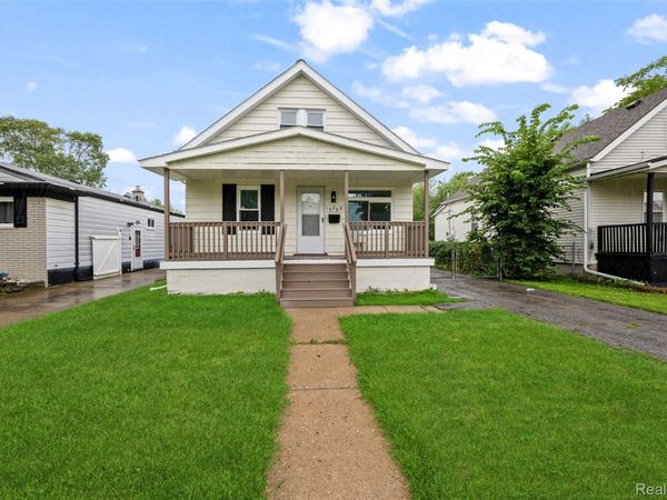 16266 Evergreen Avenue, Eastpointe, Mi 48021