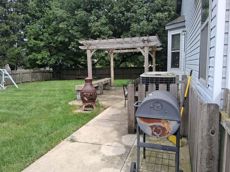 4838 Grove Pointe Drive , Groveport, OH 43125 Photo 5