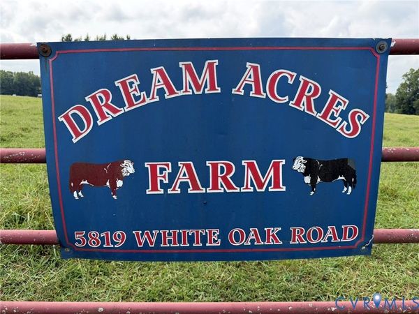 5819 White Oak Road , Wilsons, VA 23894