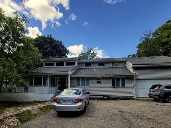 3255 Chelsey Street , Mohegan Lake, NY 10547