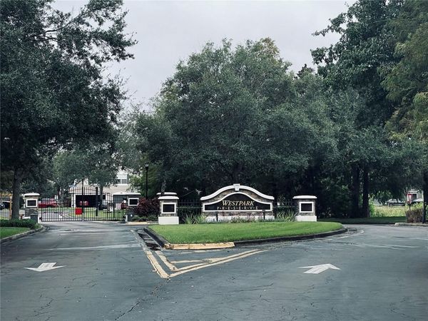 10453 WESTPARK PRESERVE BOULEVARD , TAMPA, FL 33625