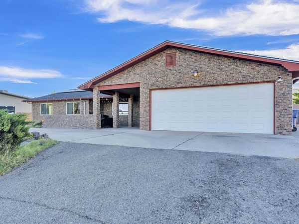 981 Hillside Court SW, Los Lunas, NM 87031