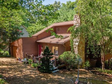 636 FLOWER DR, MCGAHEYSVILLE, VA 22840