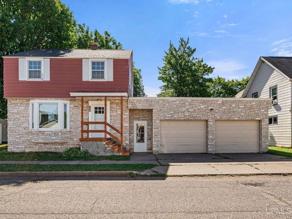 726 Maurice Street, Ishpeming, MI 49849