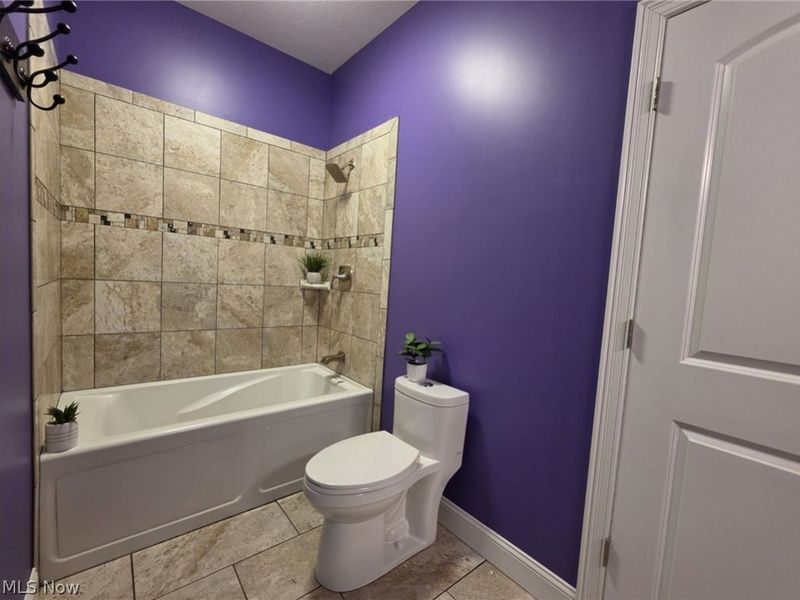 8487 Center Street , Mentor, OH 44060 Photo 12