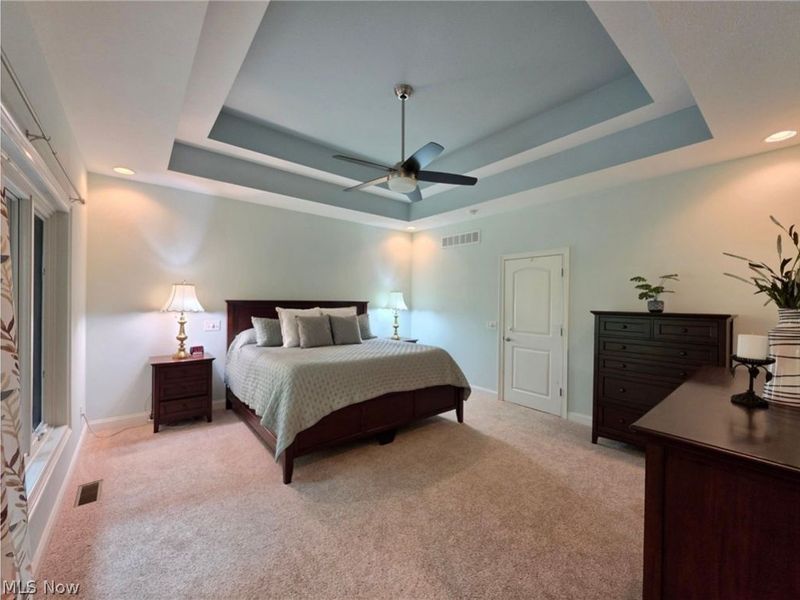 8487 Center Street , Mentor, OH 44060 Photo 17